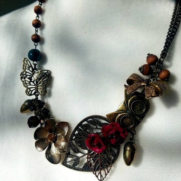 Floral statement necklace - Picture 2 of 2